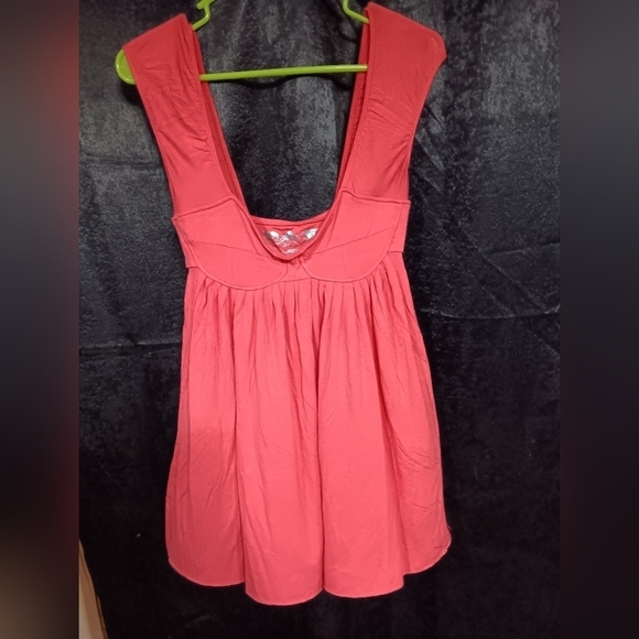 NWOT POOF! size medium sleeveless blouse - Picture 1 of 5